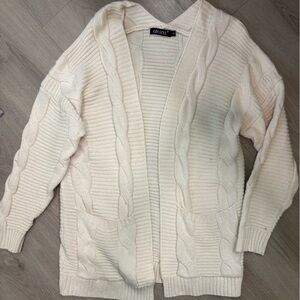 Zrozyl Cream Cable Knit Cardigan